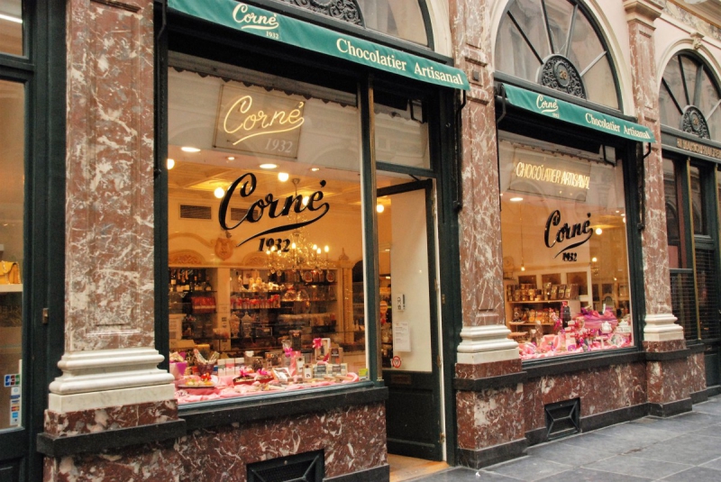 boulangerie-LE CASTELLET-min_chocolate_chocolaterie_shop_luxury_chic_gallery_brussels_belgium-558146